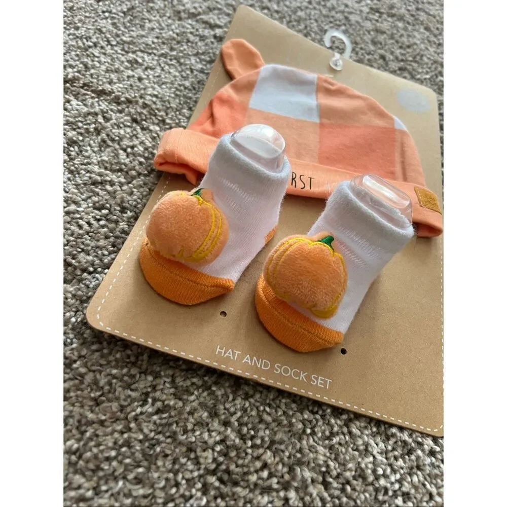 Lila & Jack My First Halloween Hat & Sock Set 0-6 Month NEW